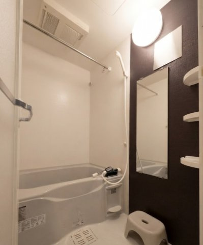 R Residences 難波南Ⅰの浴室