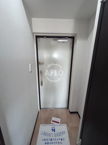 サムティ江坂ジュレーヴの玄関|サムティ江坂JuReve　玄関