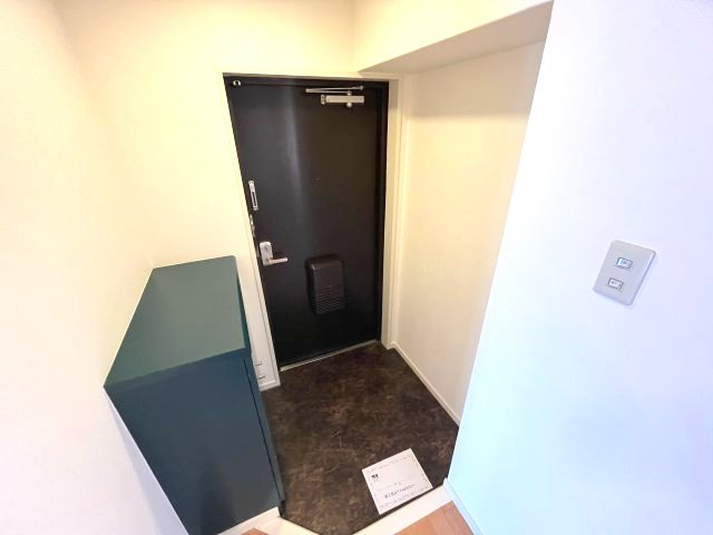 山一守口壱番館の玄関