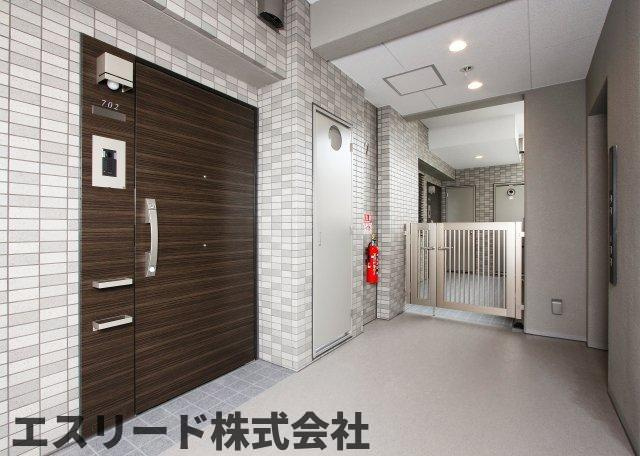 エスリード弁天町セミリア302号室の玄関|きれいな玄関です