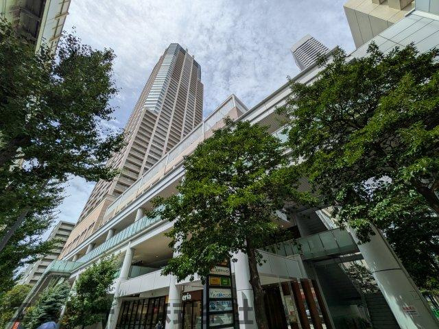 エスリード弁天町セミリア302号室の周辺|高層ビルには商業施設も充実。高度な都市生活が楽しめます。