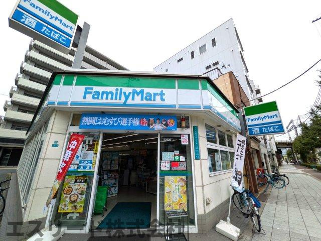 エスリード弁天町セミリア302号室の周辺|エントランスすぐ前にはコンビニエンスストアが周辺は飲食店をはじめ施設が充実