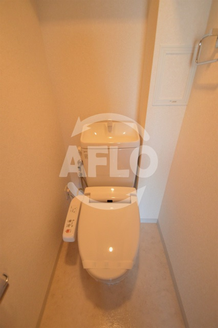 エル・セレーノ上本町レジデンス　桃陽小学校区のトイレ|エルセレーノ上本町レジデンス　温水洗浄便座