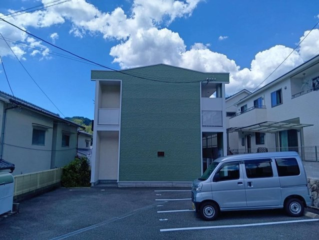 レオパレスセレステの外観