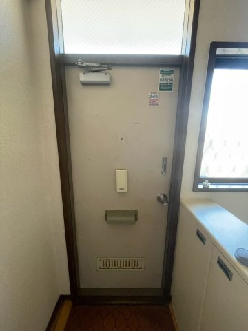 シティハイム　パインヒルの玄関