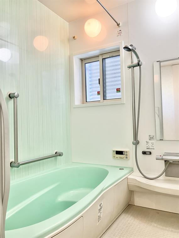 鎌ケ谷戸建の浴室