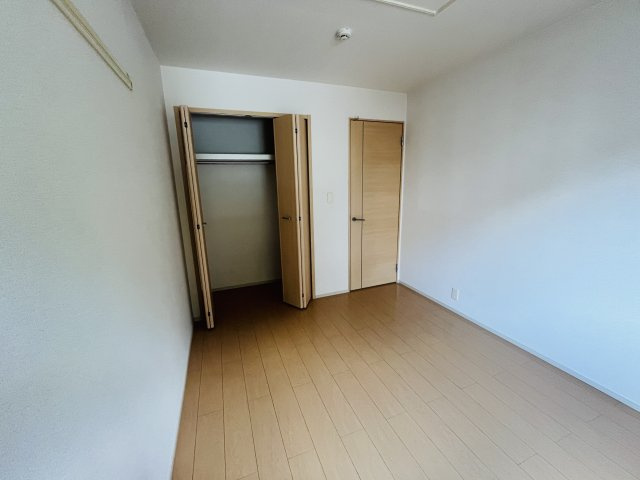 アンジュ．Ｋの寝室
