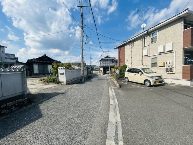 アンジュ．Ｋの周辺