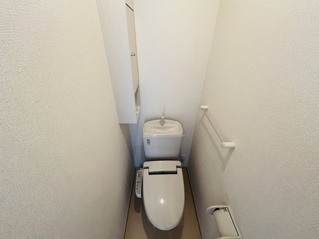 アンジュ．Ｋのトイレ