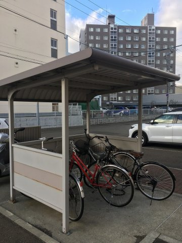 レオパレスあじさいブライトのその他|駐輪場