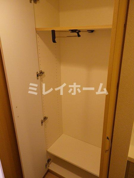 ルーブル多摩川七番館の収納