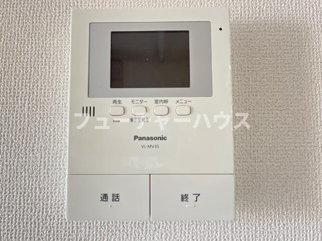 キャトルビアン（Quatre　Bien）のセキュリティ|カメラ付インターホン