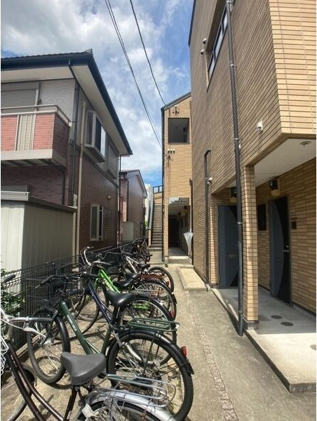 オークヴィラ黒川のエントランス