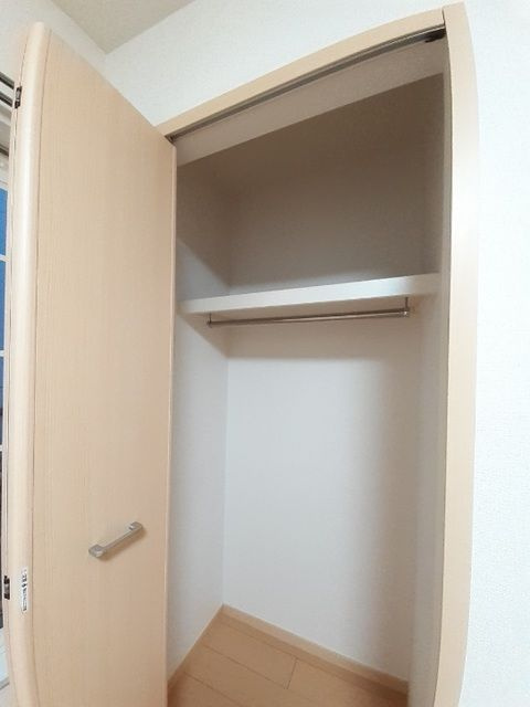 ワイズガーデンの収納