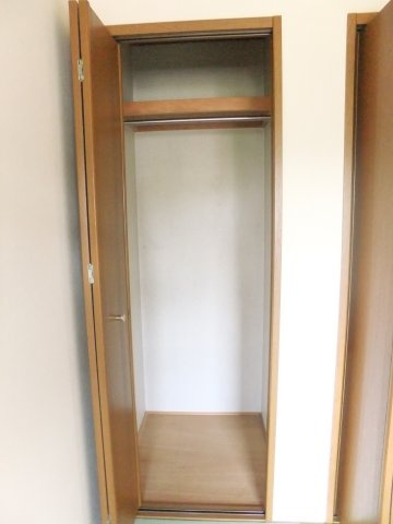 エステート弐番館の収納