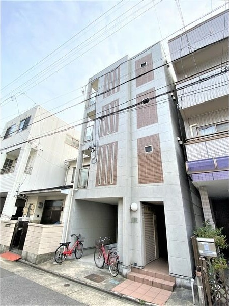 コンフォート泉の外観