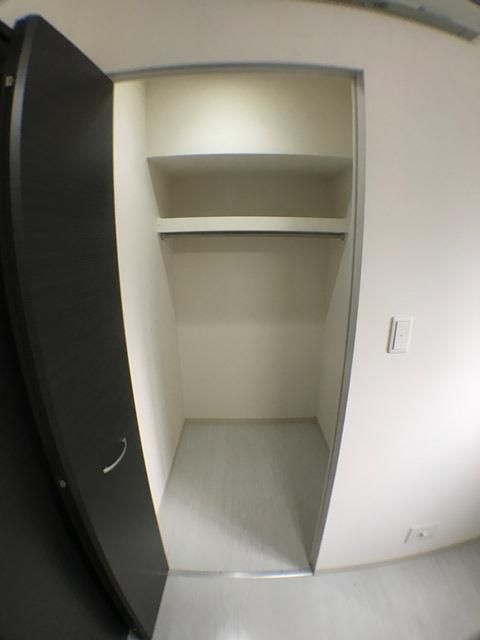 エル・イソベ三宮の収納