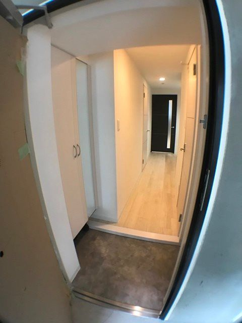 ボンニー元町の玄関