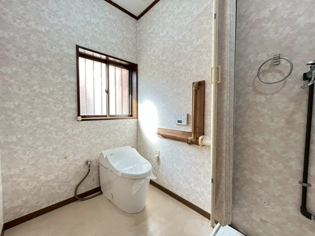 小野市上本町貸家のトイレ