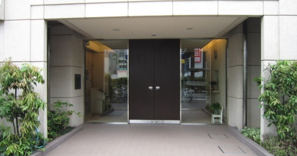 パークホームズ文京千石ステーションプレイスのエントランス