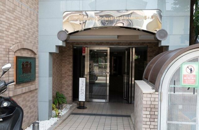 ライオンズマンション板橋区役所前第５のエントランス