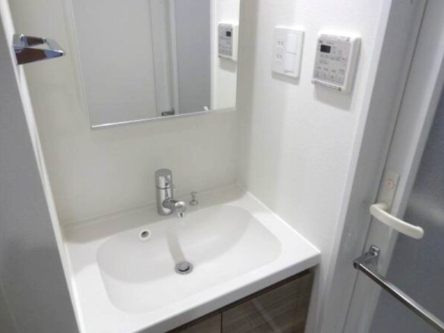 北区滝野川６丁目の賃貸マンションの洗面所