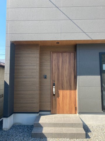 ☆選べる家具プレゼント☆富久町　新築戸建の玄関