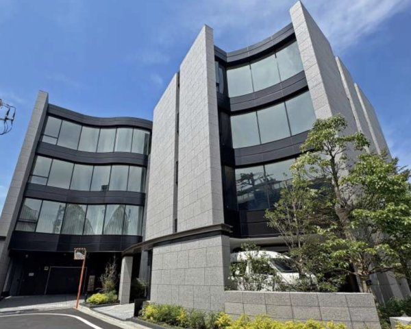 【外観】 | ご自宅から現地まで、当社スタッフがお車にて、「お迎え・お送り」をしております。ぜひお気軽にお問い合わせくださいませ♪