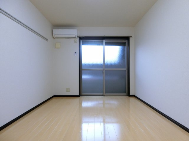 【洋室】 | モンサント旭町