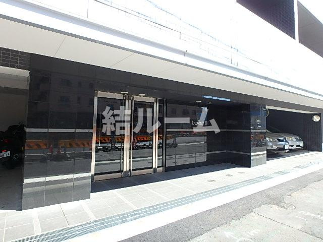 北区堀船２丁目の賃貸マンションのエントランス