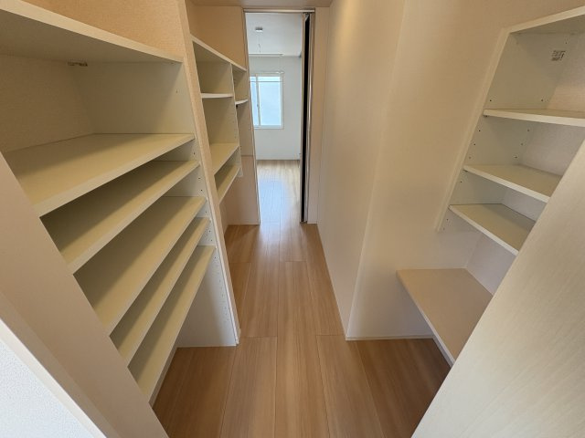 サワーフローラ C棟の収納