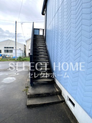 【エントランス】 | メゾンみのり | ゆとりのあるエントランスです