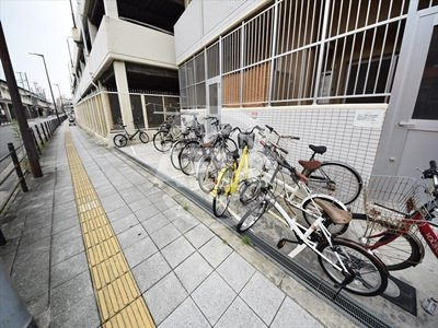 フレイランス　NAMBA　PLACE（フレイランスナンバプレイス）のロビー|フレイランスNAMBA　PLACE　駐輪場