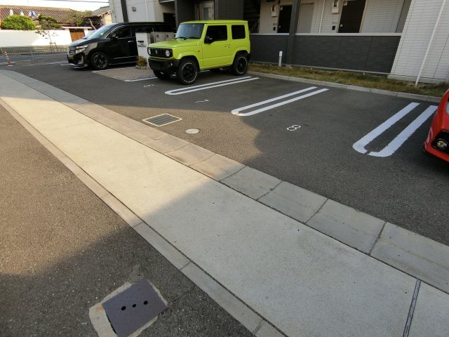 【駐車場】 | シャインソレイユ