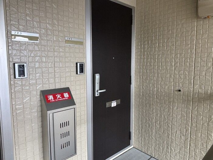 フラッツ ブリーゼの玄関