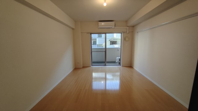 エル・セレーノ石屋川の居間・リビング