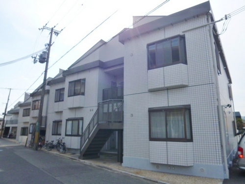 敷地内に駐輪場があります♪