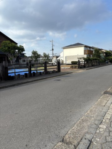 【前面道路含む現地写真】 | つくば市緑が丘土地分譲23-3,10,11 | 23-10,11前面道路