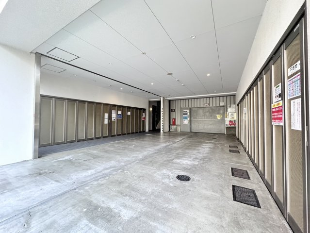 【エントランス】エルイソベ三宮