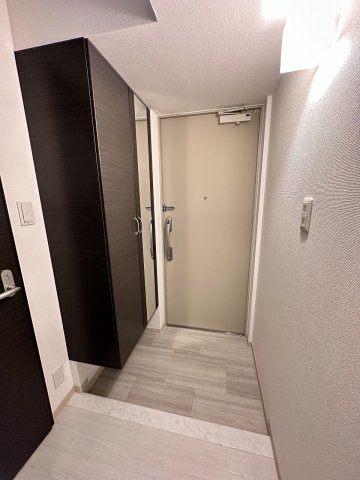 【玄関】エルイソベ三宮