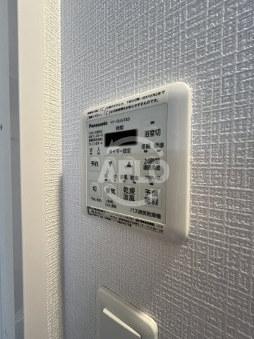 エスリード新大阪ザマークの洗面所|エスリード新大阪ザ・マーク　浴室乾燥機