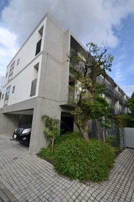 【外観】 | ＦＵＴＡＢＡ　ＨＯＵＳＥ | 植栽もオシャレです！