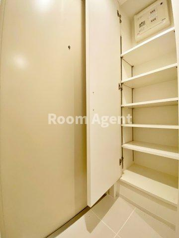 クレストタップ大曽根の玄関