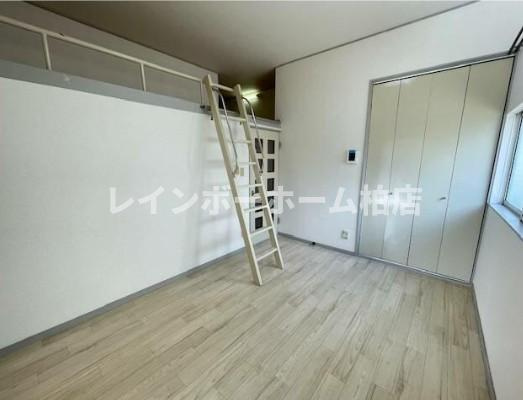 ＼＼【LINE連絡可】接客・申込・契約すべてオンライン完結可／／の内装|おしゃれな内装です