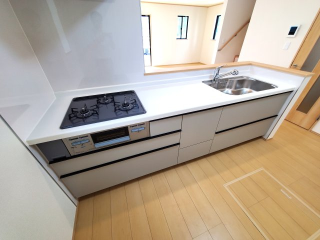 三郷市　高州1丁目　新築戸建　全2棟のキッチン|施工例です