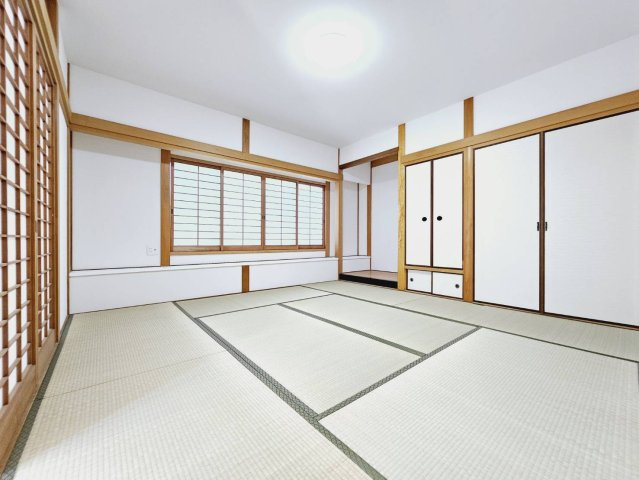 多井畑東町戸建の和室