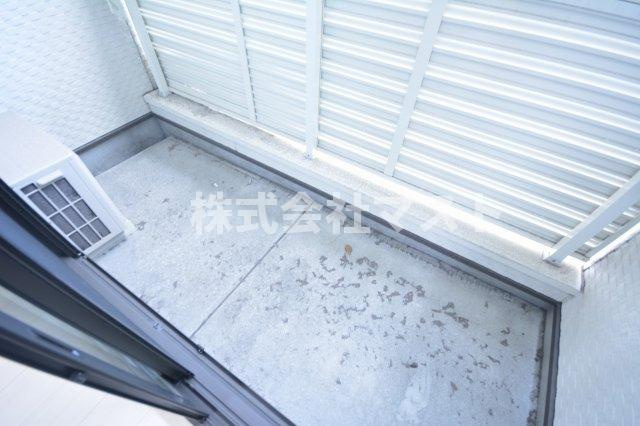 ルシエル難波のバルコニー