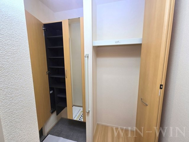ラフィネの玄関|イメージ（同建物内・同間取りの写真）