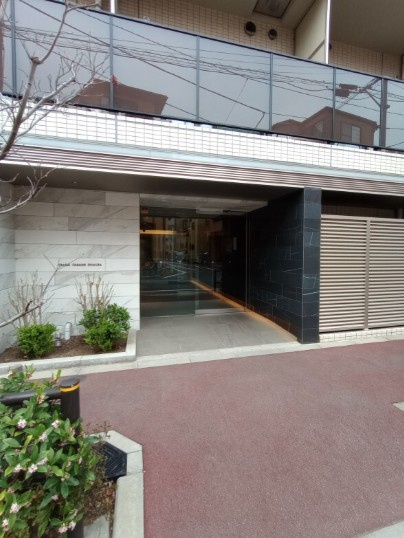 クレイシア板橋志村のエントランス