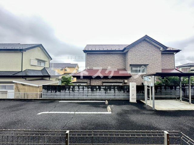 マルベリーの駐車場|高崎、前橋のお部屋探しはエンドスケープまで！お客様の理想お聞かせ下さい♪